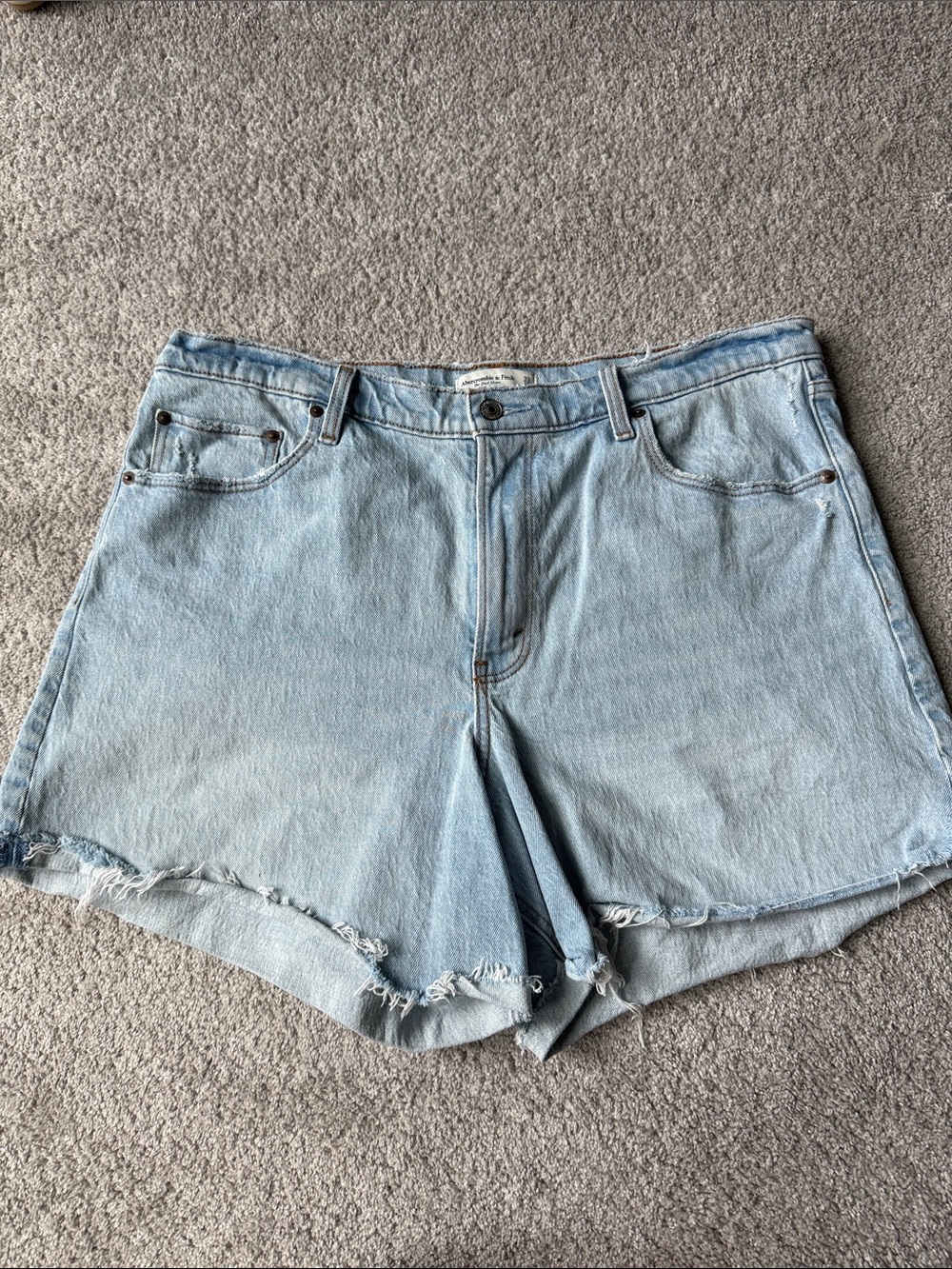 Abercrombie & Fitch Light Wash Denim Frayed Hem Shorts